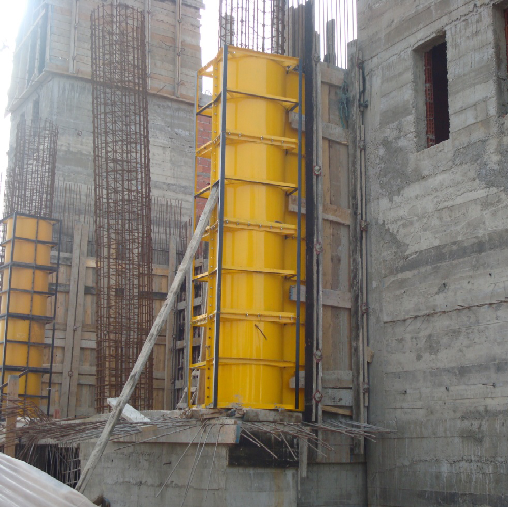 POTEAUX MÉTALLIQUES